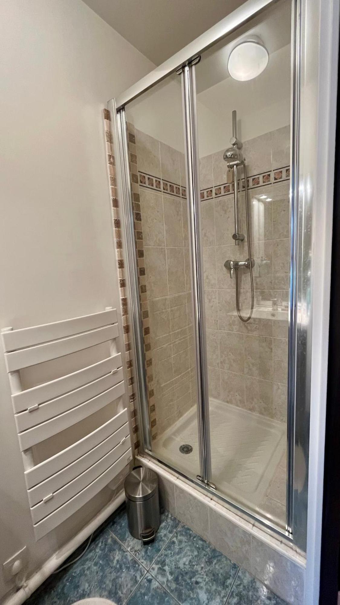 Chez Nicole & Denis Apartment Boulogne-Billancourt Bagian luar foto