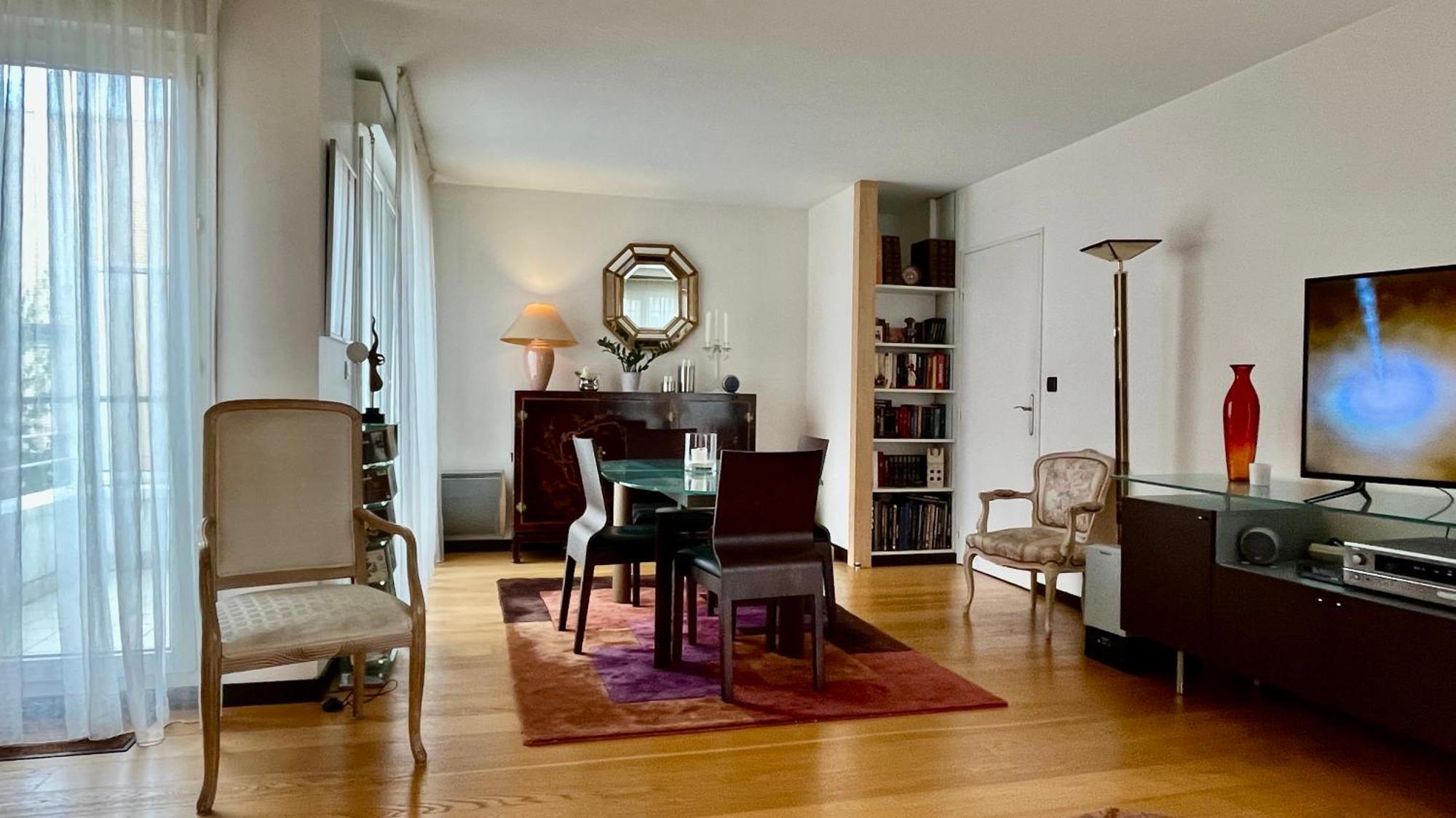 Chez Nicole & Denis Apartment Boulogne-Billancourt Bagian luar foto